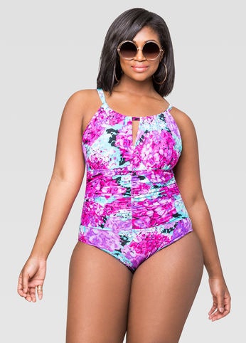 15 Swimsuit Styles For Plus Size Women With Small Boobs