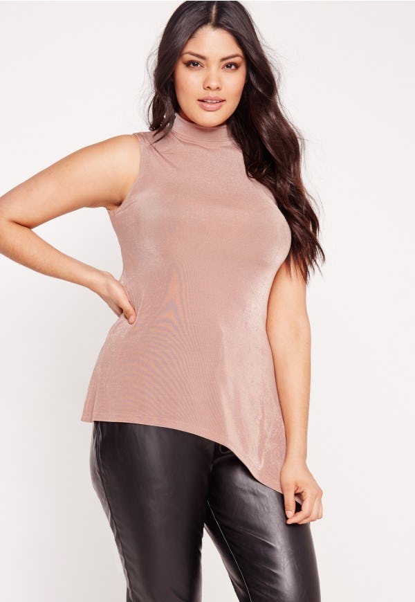 17 Plus Size Basics Everyone Needs In Their Spring Wardrobe — PHOTOS