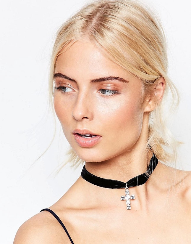 Where To Buy Kim Kardashian's Cross Choker Necklace For Victorian Goth ...