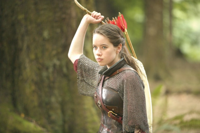 Anna Popplewell Shows Off Her Narnia Archery Skills Reign