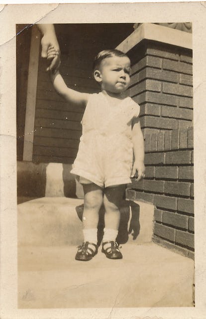 12 Vintage Baby Names From The 1950s To Bring Back Today