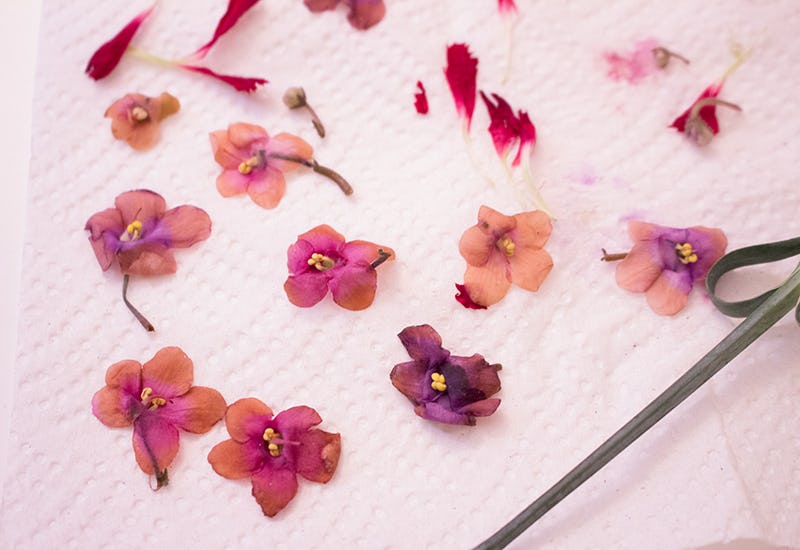 How To Make Temporary Tattoos Out Of Dried Flowers, Because Metallic
