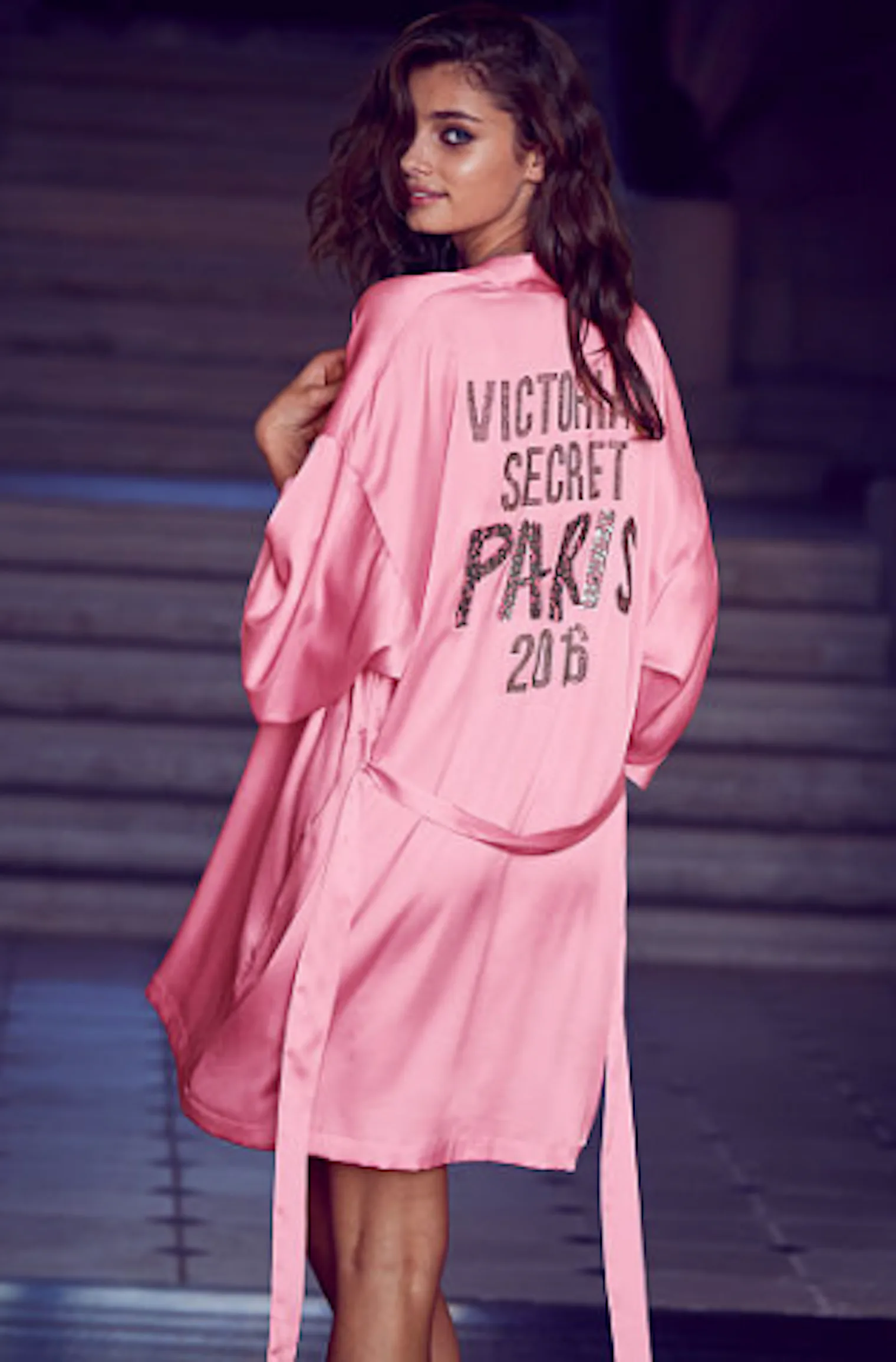 Can You Buy The 2016 Victoria's Secret Show Robe From Backstage? There ...