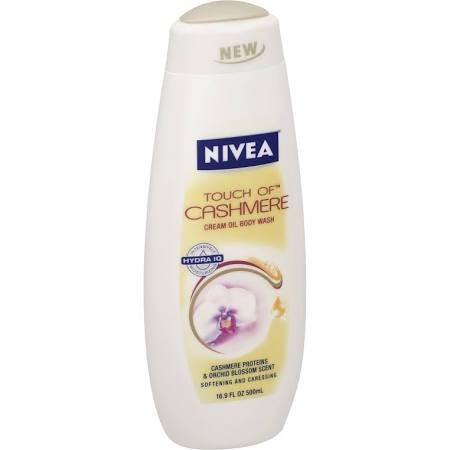 How To Clean Jelly Sandals, Because It's Easier Than You Might Think