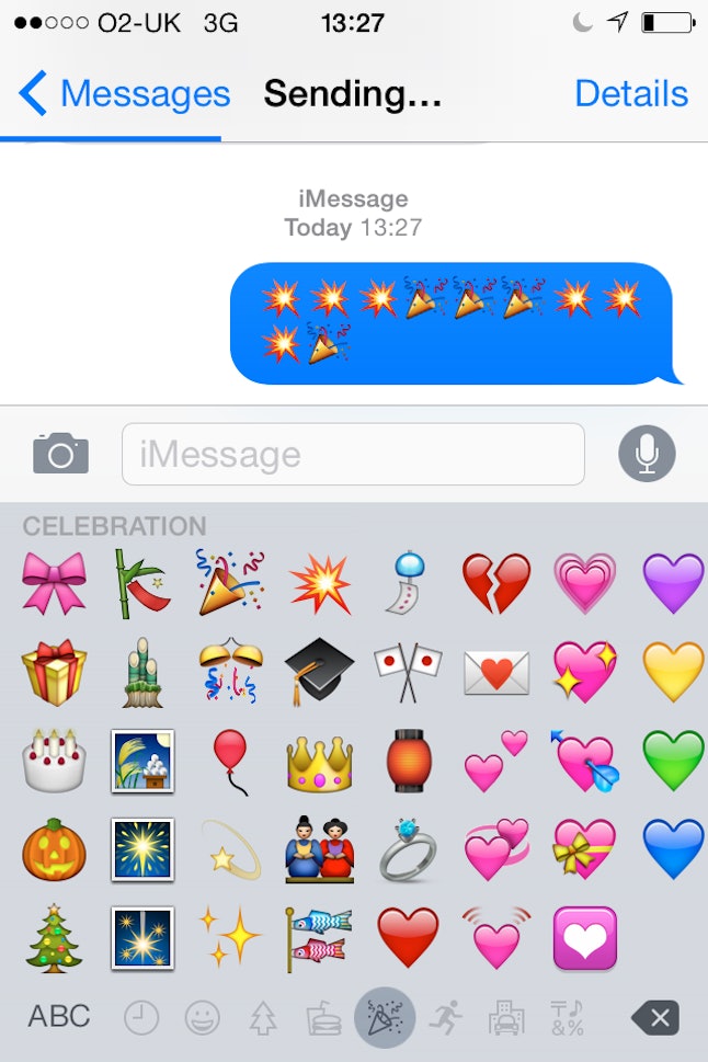 9 Emojis You Should Be Using While Sexting