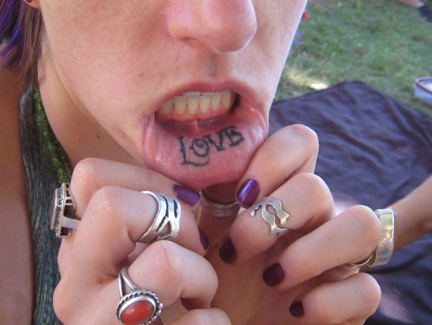 9 Cool Inner Lip Tattoo Ideas That Make For Perfect Temporary (And