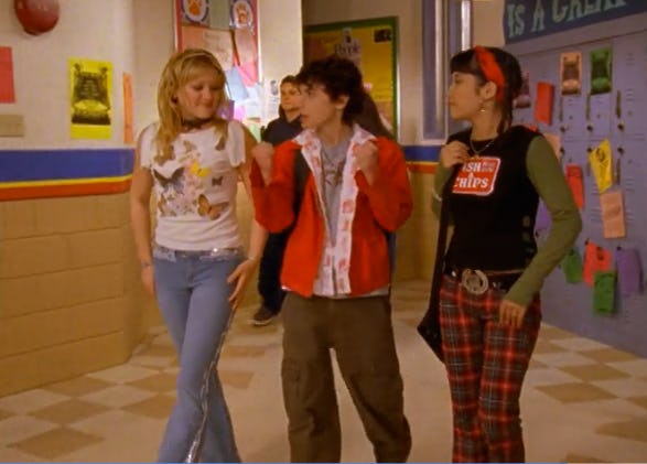 13 'Lizzie McGuire' Outfits You Tried To Recreate As A PreTeen — PHOTOS