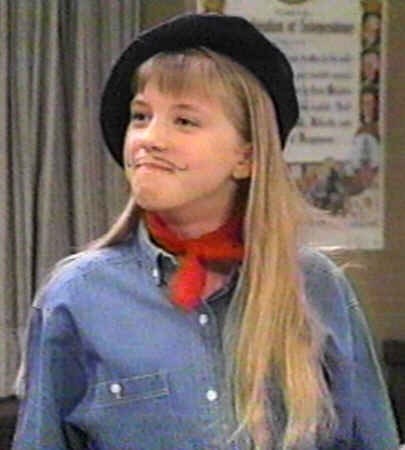 11 Times Stephanie Tanner Had The Best Hair On Full House PHOTOS   56c3b250 97c1 0133 F211 0e8e20b91aa1 