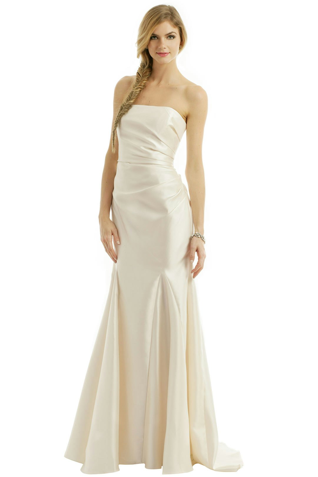 Rent The Runway Now Rents Wedding Dresses   626349e0 76fd 0131 582e 4efdc27e3bec 