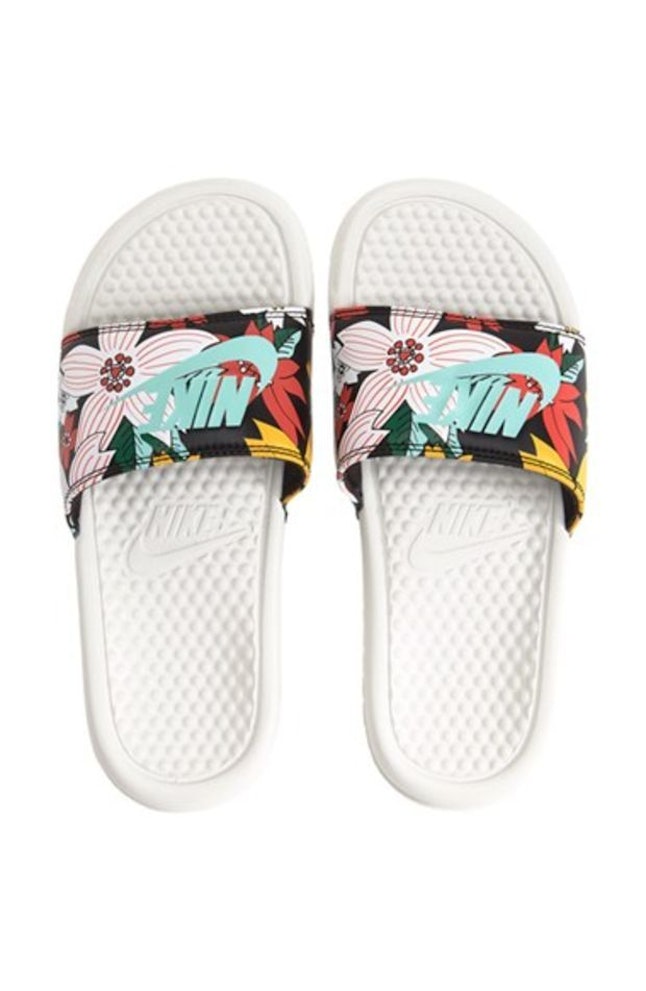 best sandals for sweaty feet