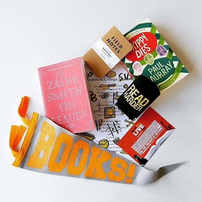 16 Book Subscription Boxes That Make The Perfect Holiday Gifts