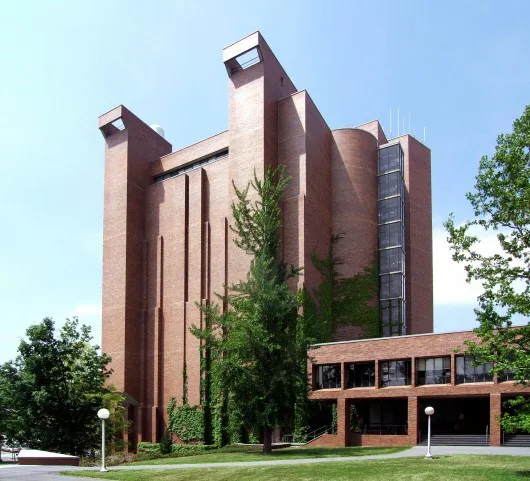 13 Photos of the World's Most Spectacular University Buildings