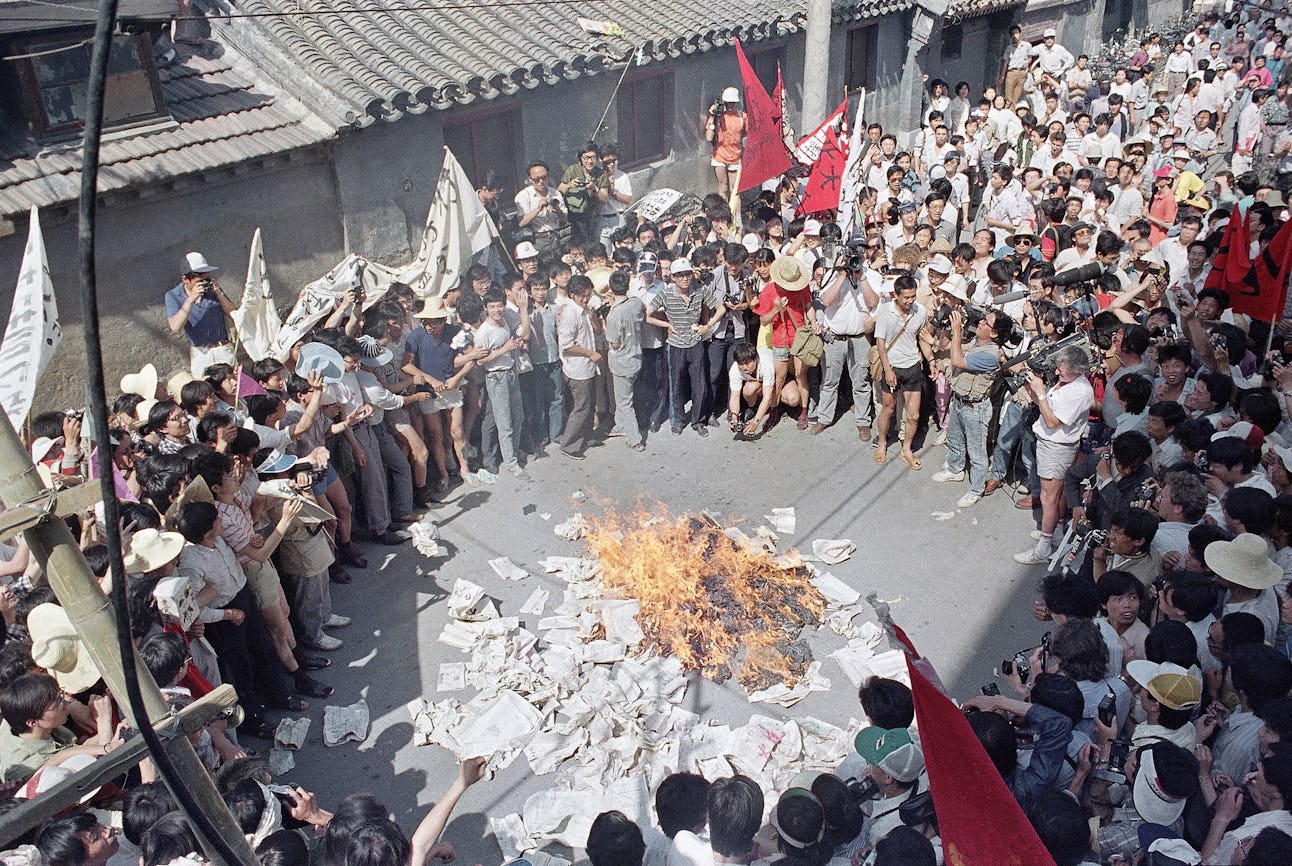 13 Photos Of The Tiananmen Square Massacre That China Doesn t Want The 13-photos-of-the-tiananmen-square-massacre-that-china-doesn-t-want-the