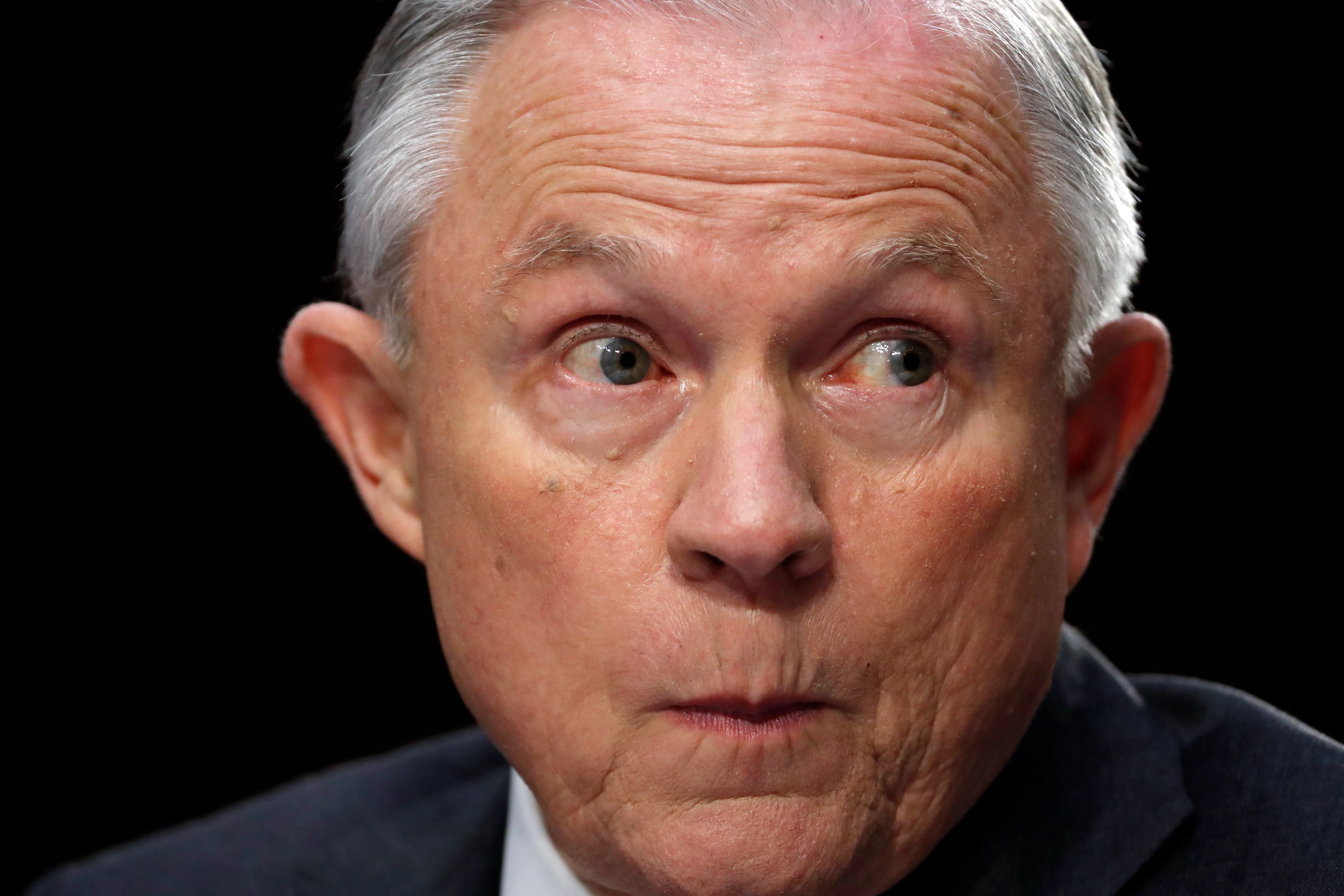 Trump officials can never seem to remember their contacts with Russians