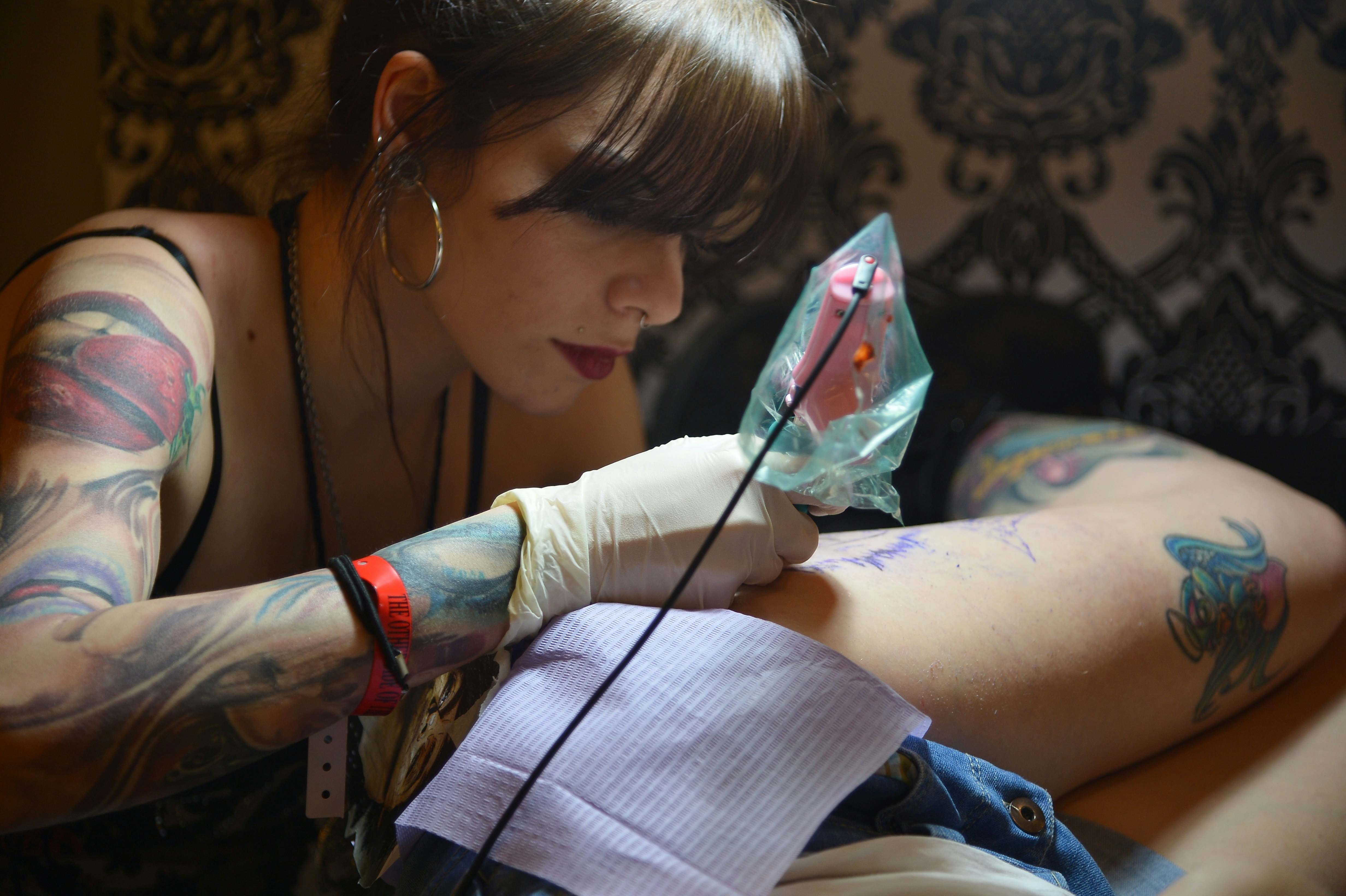 11 Amazing Female Tattoo Artists on Instagram That You Should Follow 