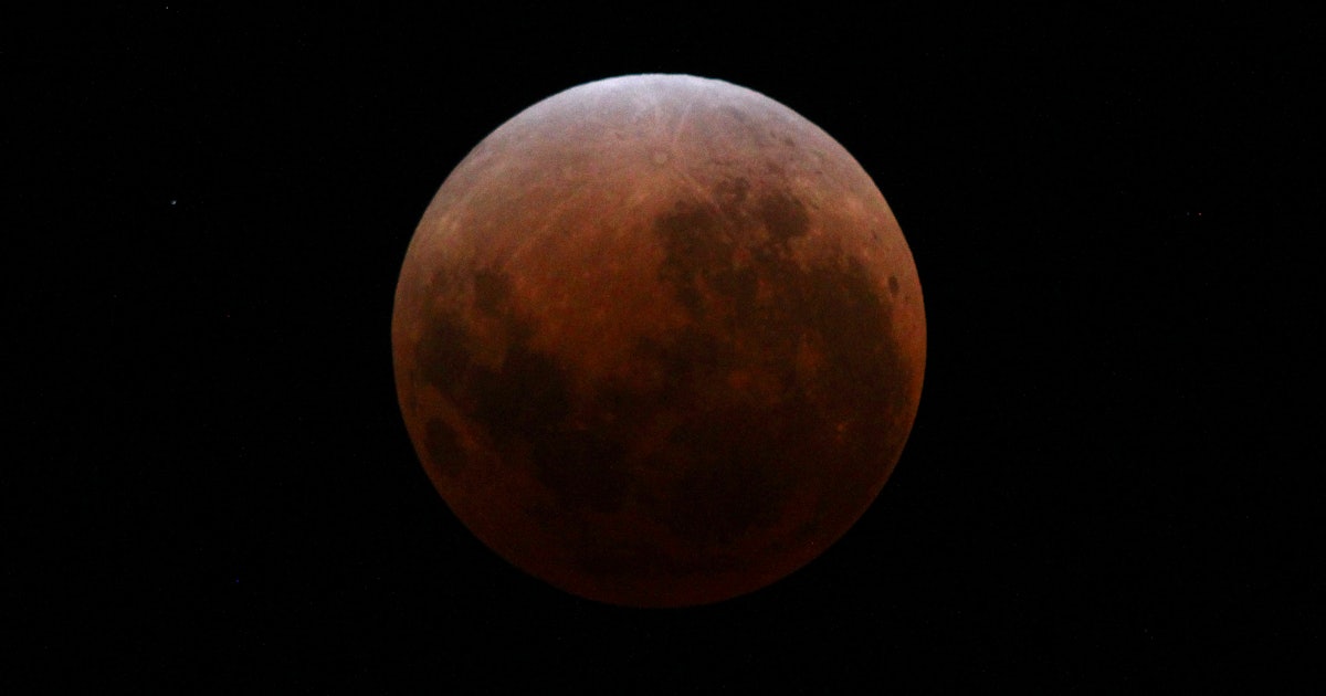 Why Is The Moon Red Tonight 2025