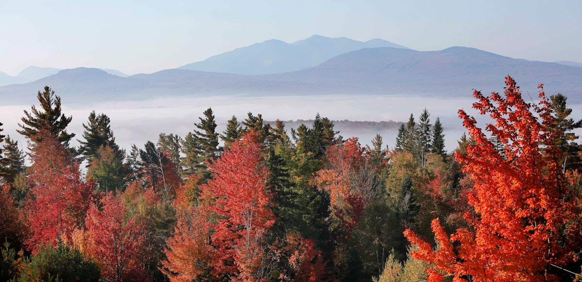 8 stunning places to see the best fall foliage