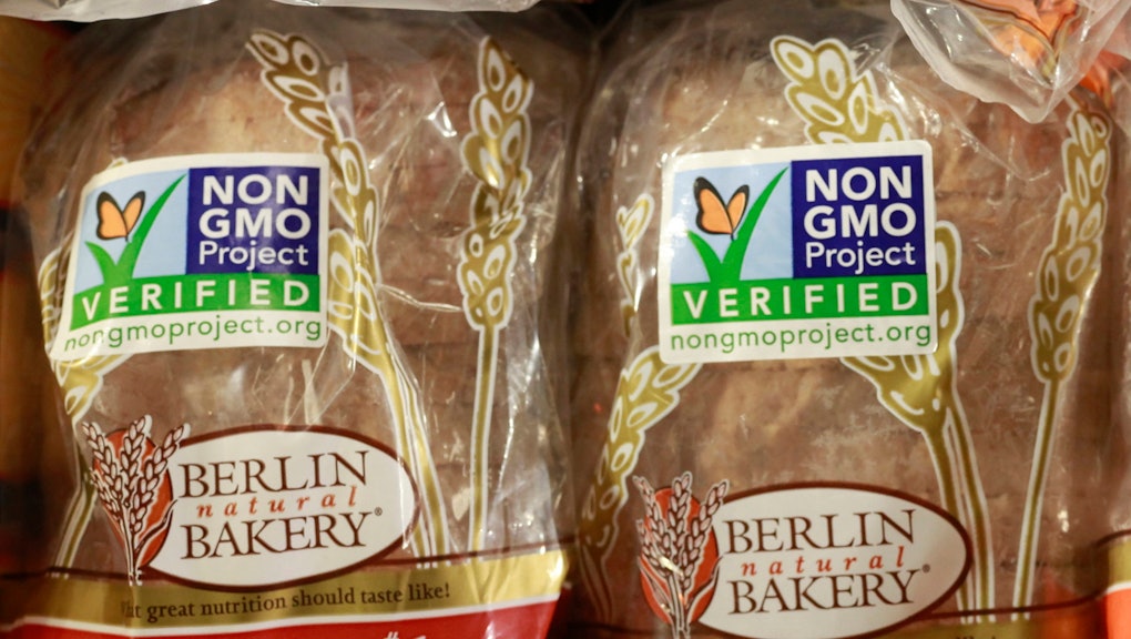 Should GMO labeling be required of all foods? Here's a look at both sides of the story.