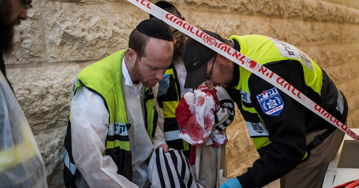 Intense Photos Show What's Happening in Jerusalem Right Now