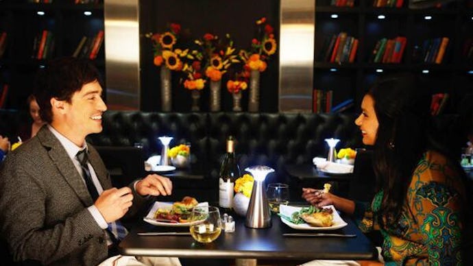 Mindy Kailing and Ben Feldman having dinner in Season 2, Episode 5 of The Mindy Project