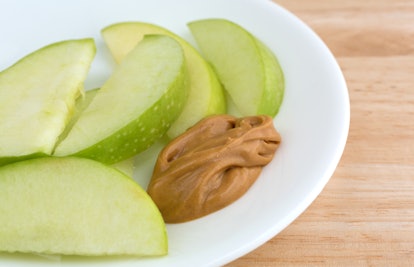 Apple with peanut butter