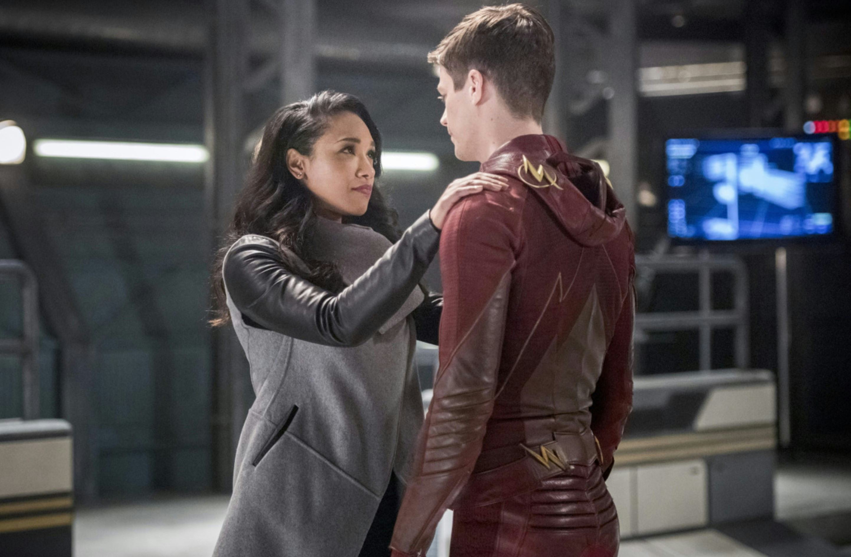 'The Flash' Season 3 Theories: Will A Major Character Die Trying To ...