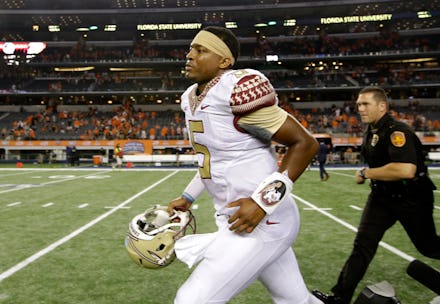 Jameis Winston running during a NFL match