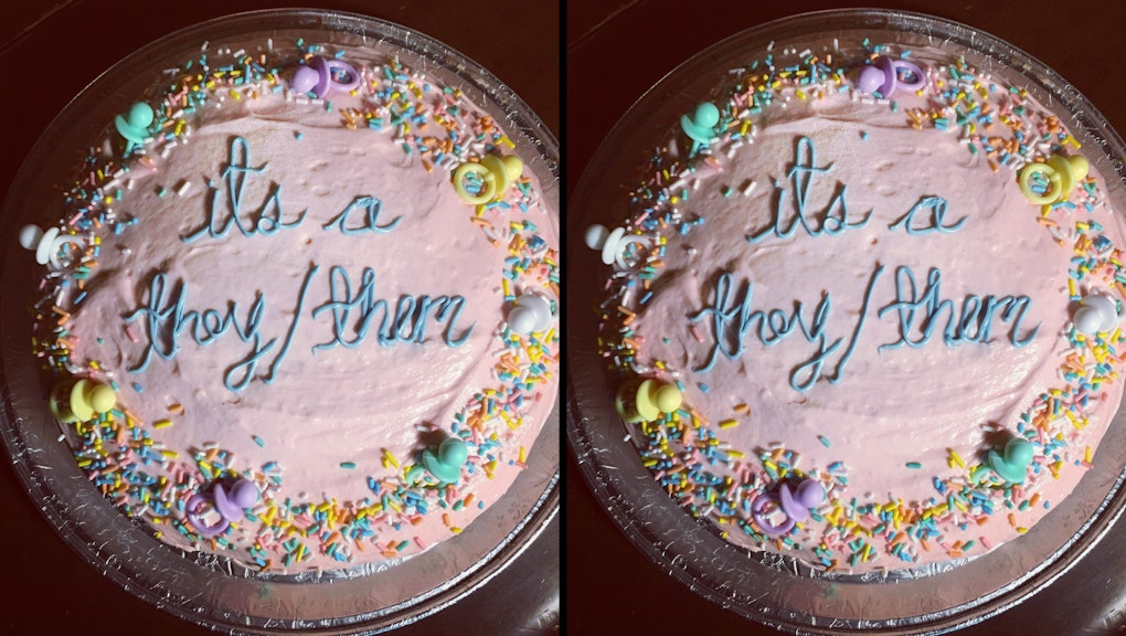 You Can T Guess A Baby S Gender From This Viral Gender Reveal Cake And That S The Point