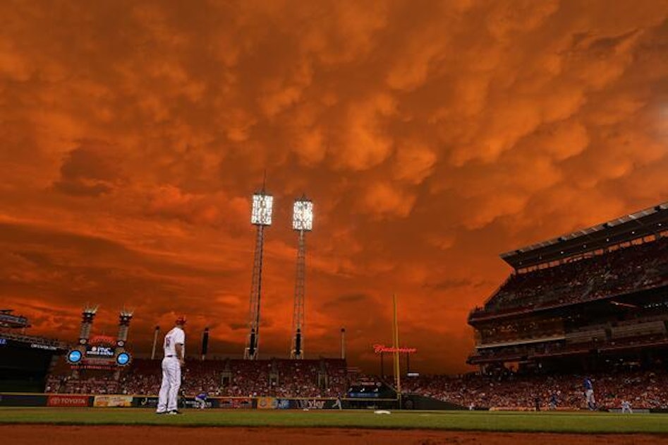 The Science Behind the 'Fire Sky' That Dazzled Spectators at Monday's ...