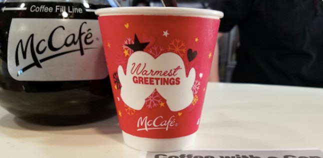 The Mcdonald S Holiday Cup Is Going Viral Because Of The Butt Hiding In Plain Sight