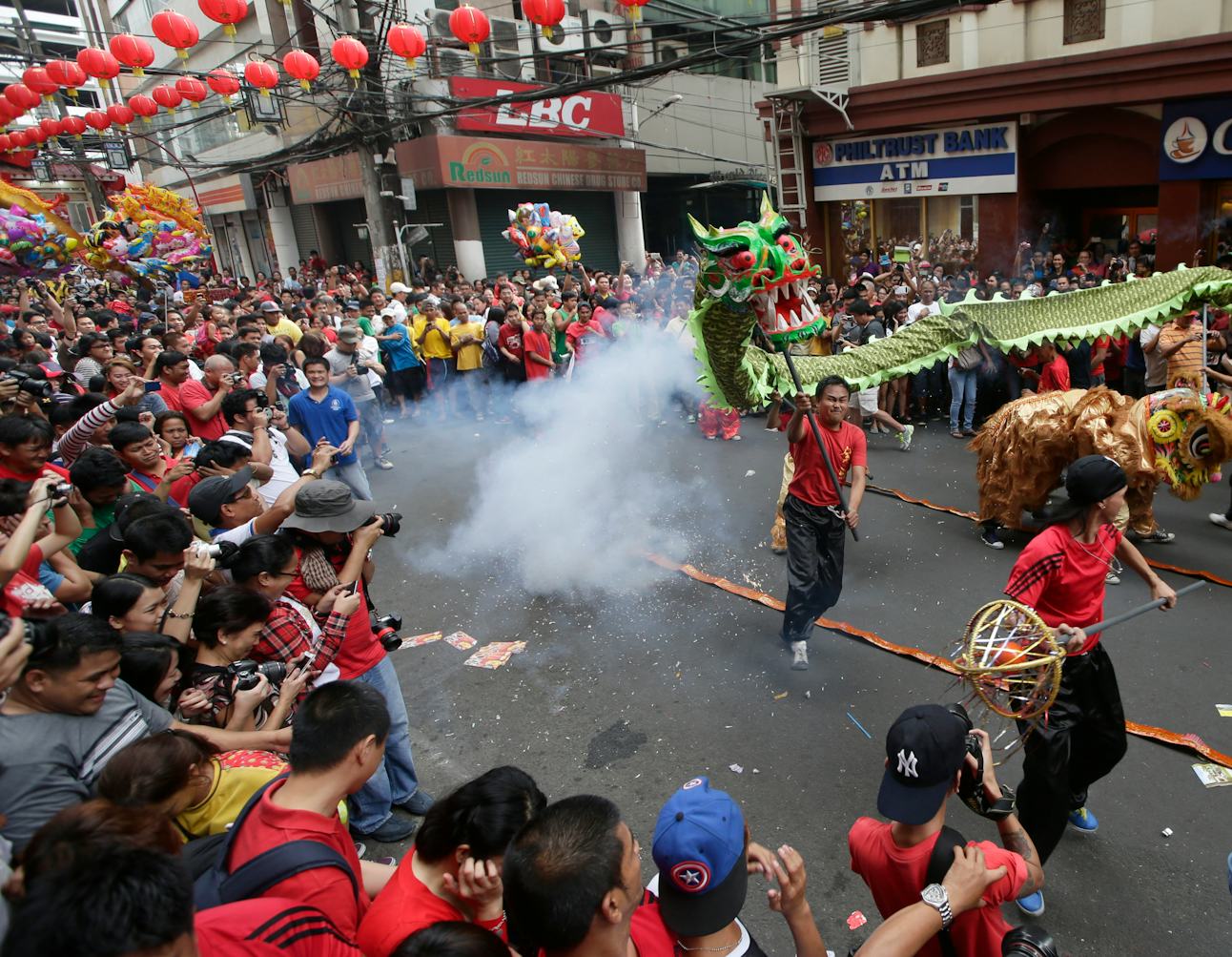 Chinese (lunar) new year in binondo manila 2019 15 Lunar New Year Celebrations Happening Right Now Around The World