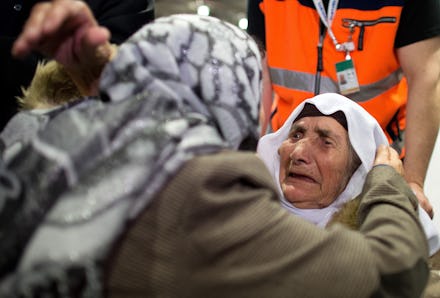 A 107-year-old Syrian refugee finally reunited with her family and hugging them