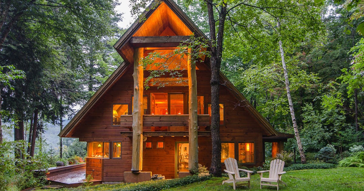 6 Incredible Log Cabin Vacation Rentals That Are Still Available This Winter 6 Incredible Log Cabin Vacation Rentals That Are Still Available This Winter