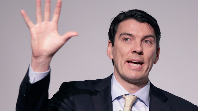 CEO Tim Armstrong pointing number 5 with his right hand