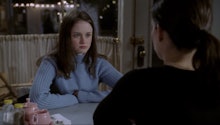 A scene from 'Gilmore Girls' with Rory at a diner