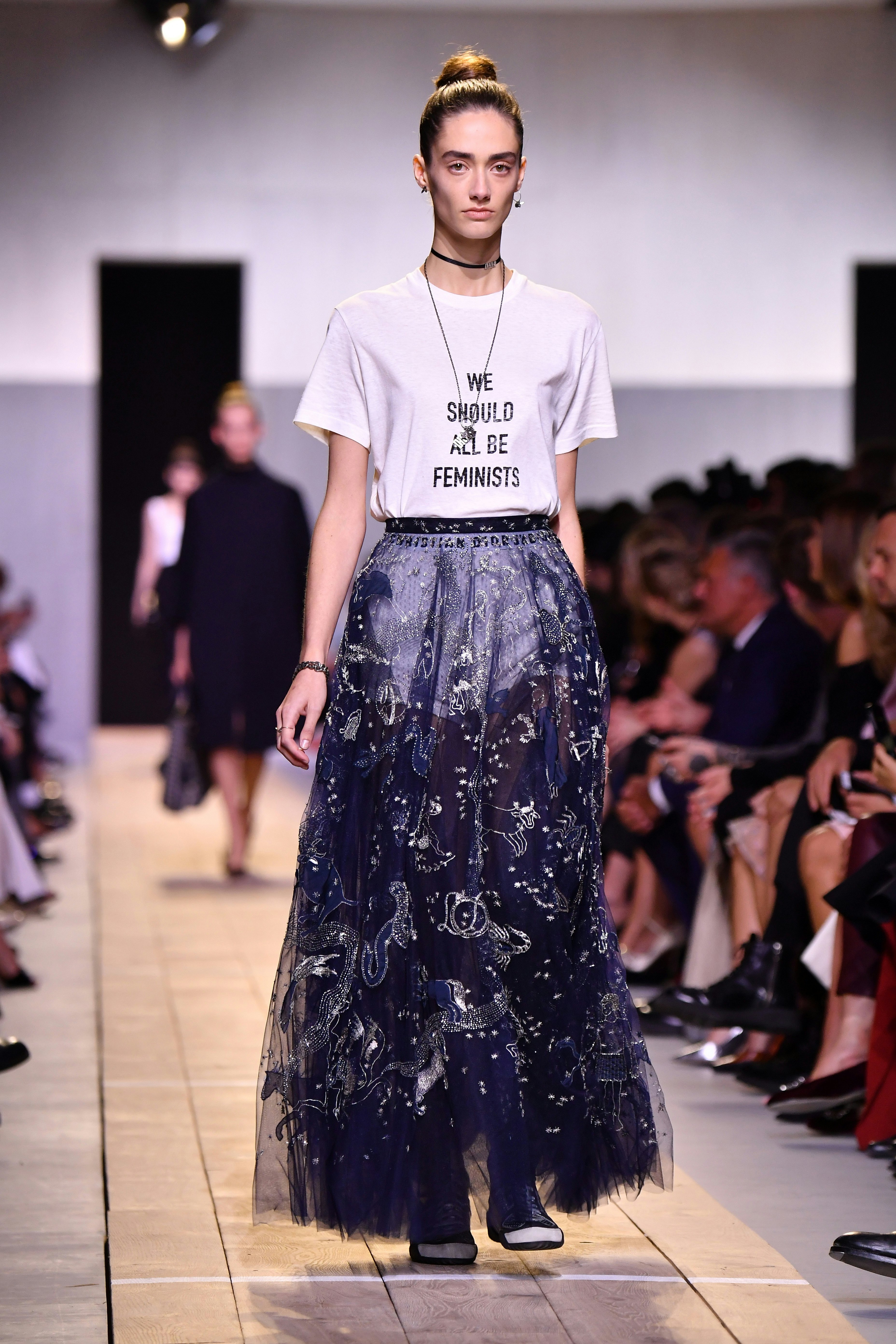 t shirt we should all be feminist dior