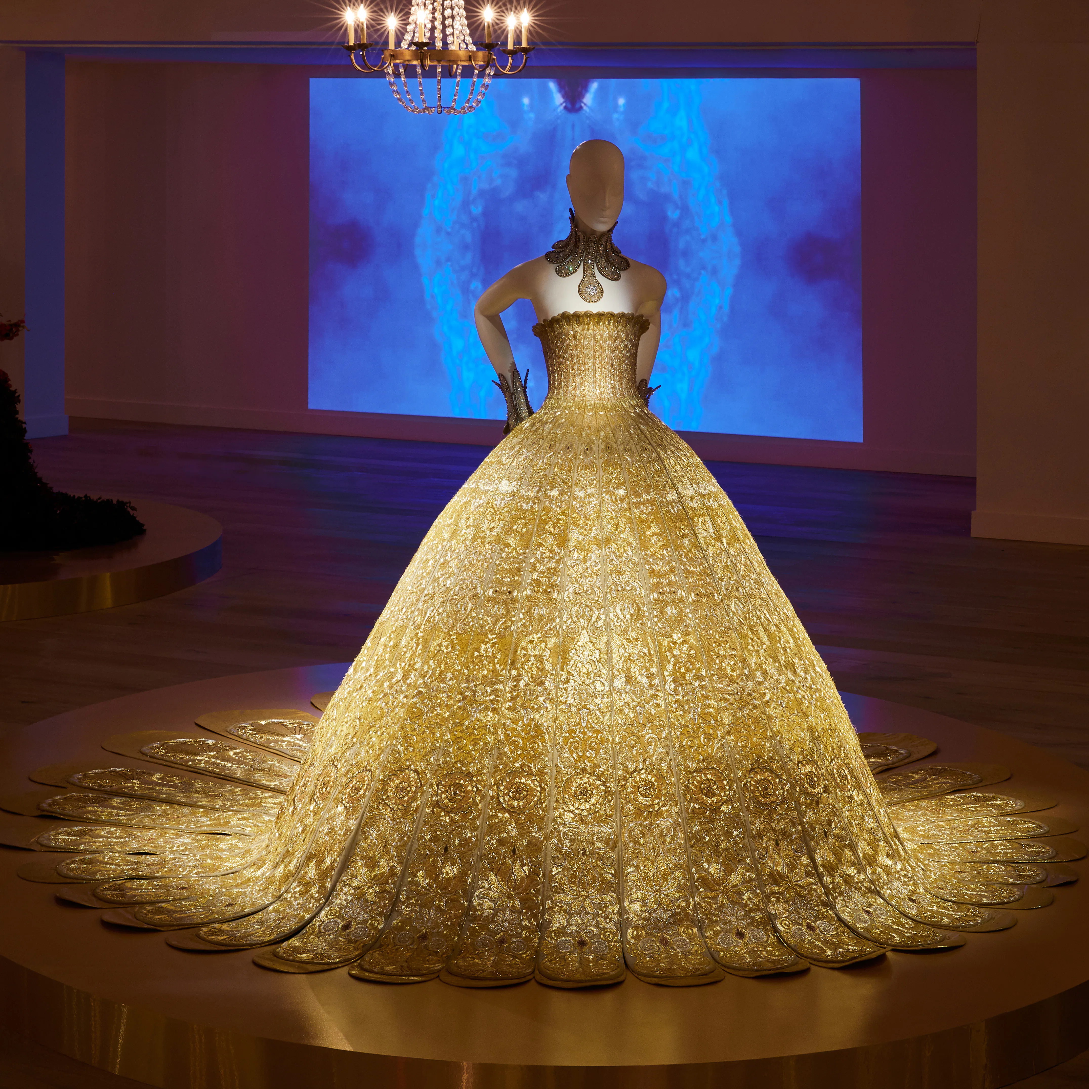 rihanna dress chinese designer Guo Pei: the Chinese designer who made Rihanna's omelette dress | Fashion