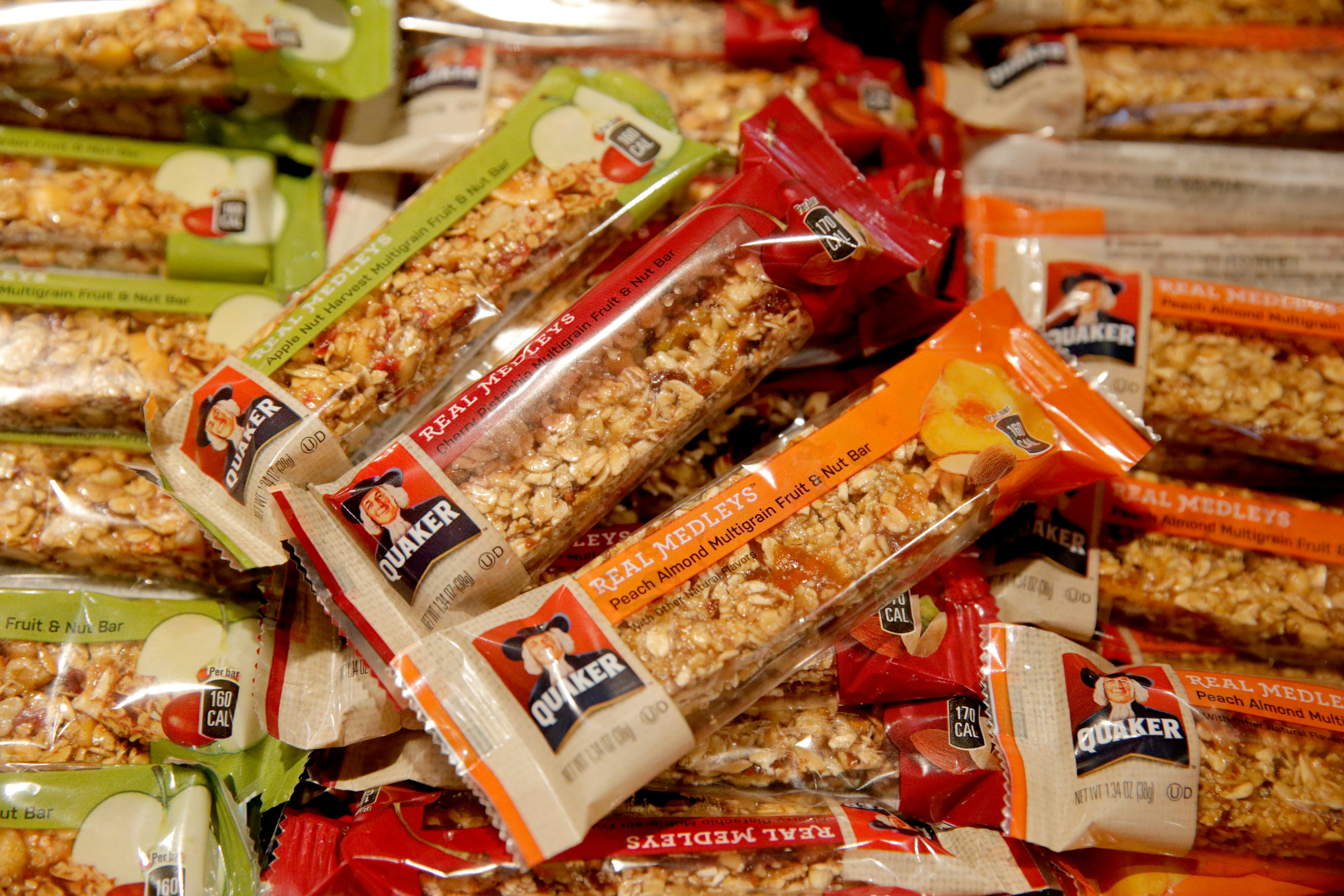 Turns Out Everyone Was Wrong About Snacking Helping You Lose Weight