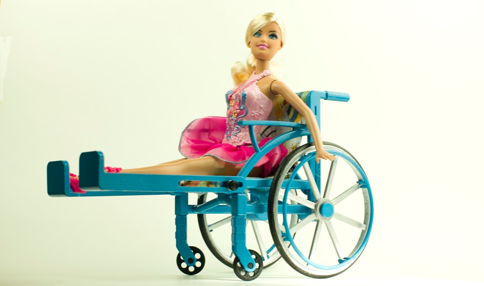 wheelchair barbie amazon