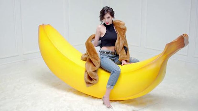 Screenshot from "Red" by Hyuna music video