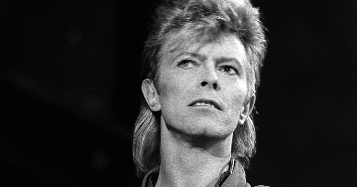 The Complicated Sexual History of David Bowie