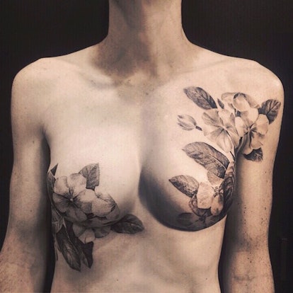 13 Photos Reveal the Beautiful Way Breast Cancer Survivors Covered Their  Scars