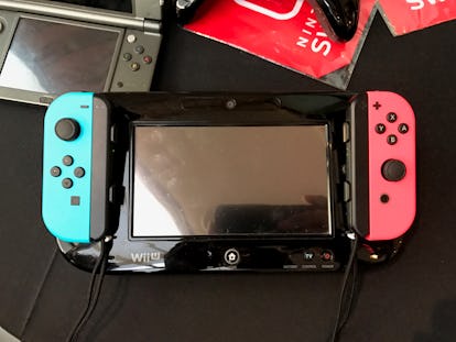 Nintendo Switch Vs Wii U Gamepad Comparison Photos With Wii U 3ds Iphone And More Nintendo Switch Vs Wii U Gamepad Comparison Photos With Wii U 3ds Iphone And More