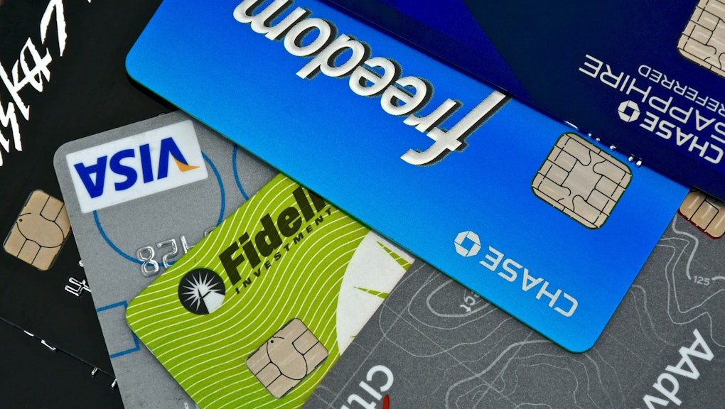 Chase Sapphire Reserve Cards Are A Viral Millennial Obsession Here S Why That S Scary