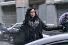 ‘Jessica Jones’ star Krysten Ritter on the set of season 2