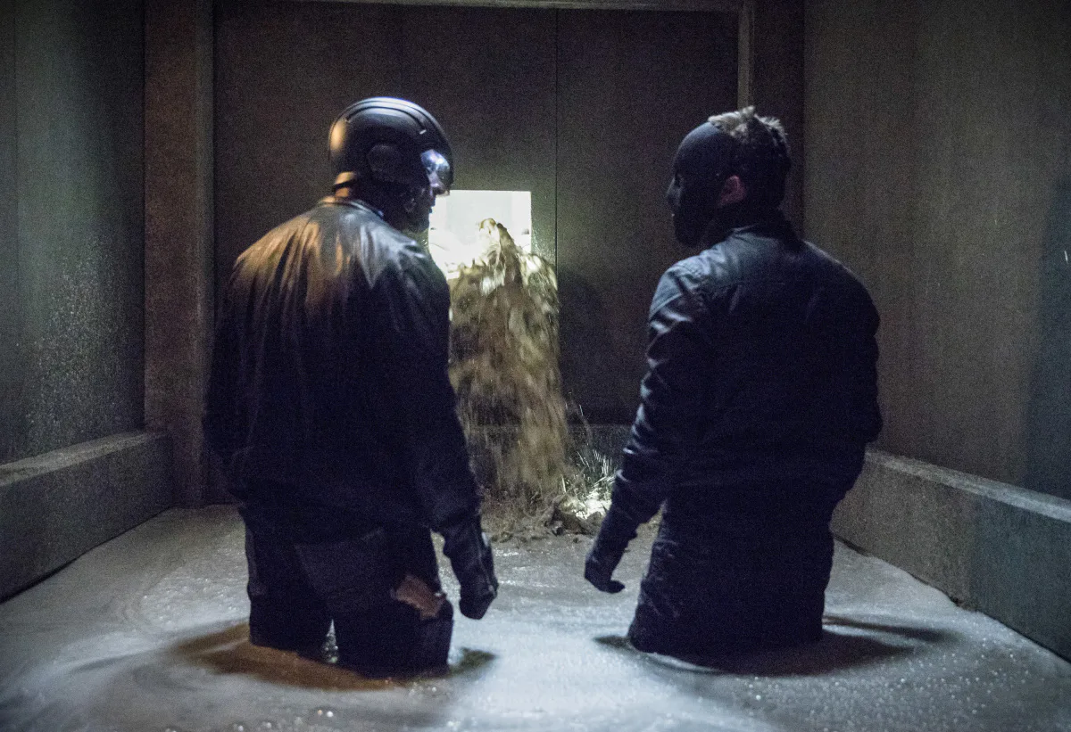 'Arrow' season 5, episode 21: Oliver and Prometheus face off in 