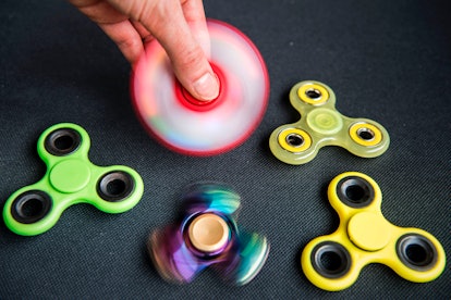New York Teens Start Fidget Spinner Business From High School