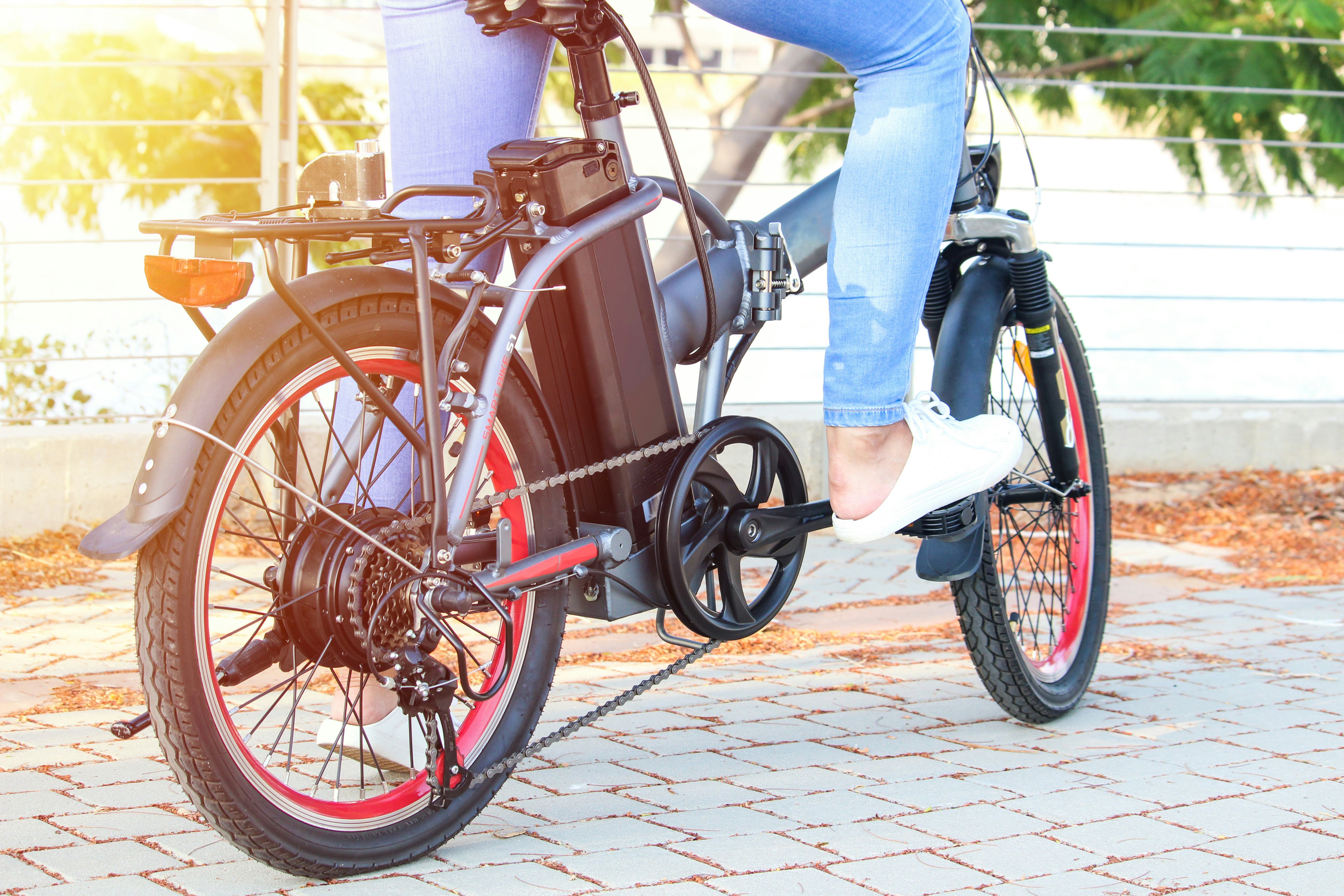 lyft pulls electric bikes