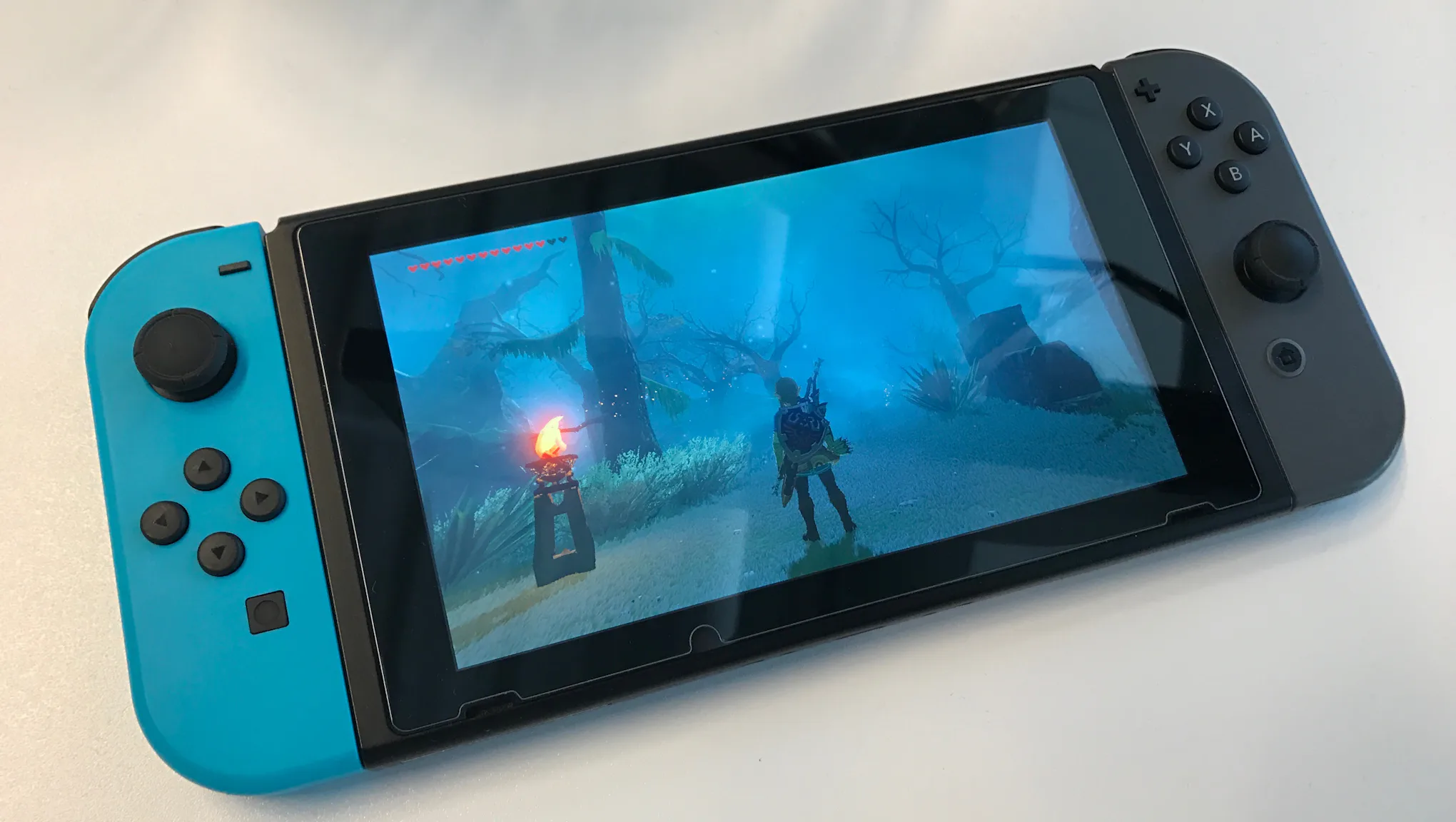 Nintendo Switch Screen Defect: Display popping out of some consoles ...