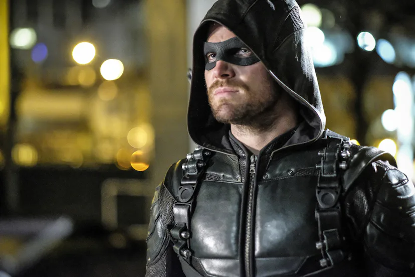 Arrow Prometheus Face 'Arrow' season 5, episode 21: Oliver and Prometheus face off in